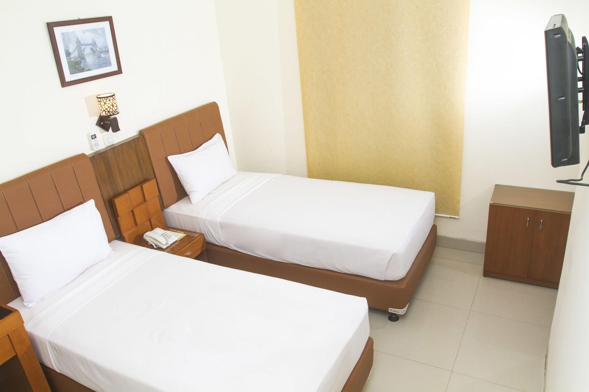 House Of Arsonia Tulip Hotel Jakarta Bagian luar foto